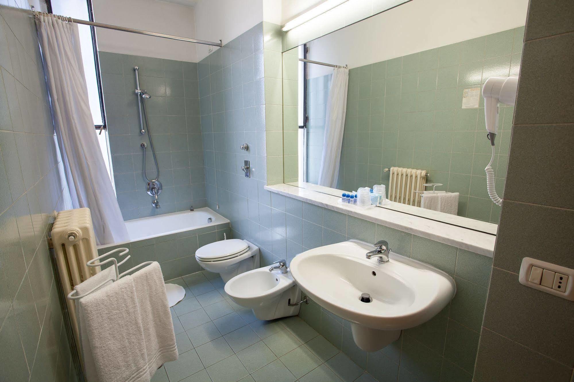Hotel Esperia Ро Экстерьер фото